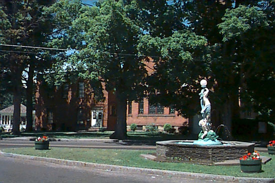 Venus Fountain Statue